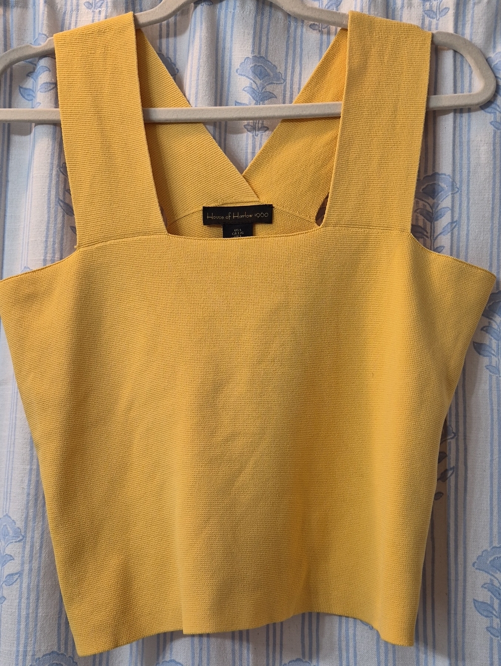 House of Harlow 1960 Mustard Yellow Ribbed Knit Cross Back Crop Top Sz L